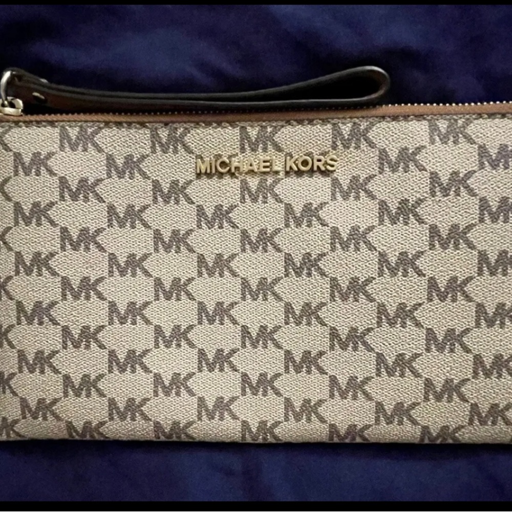 Michael Kors Jet Set Logo Coated Canvas Pouch - Brown